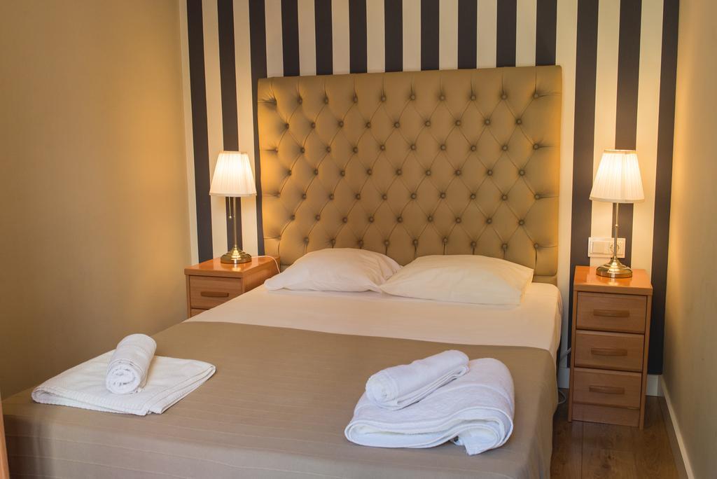 Ab Apartamentos Trinidad Μάλαγα Δωμάτιο φωτογραφία