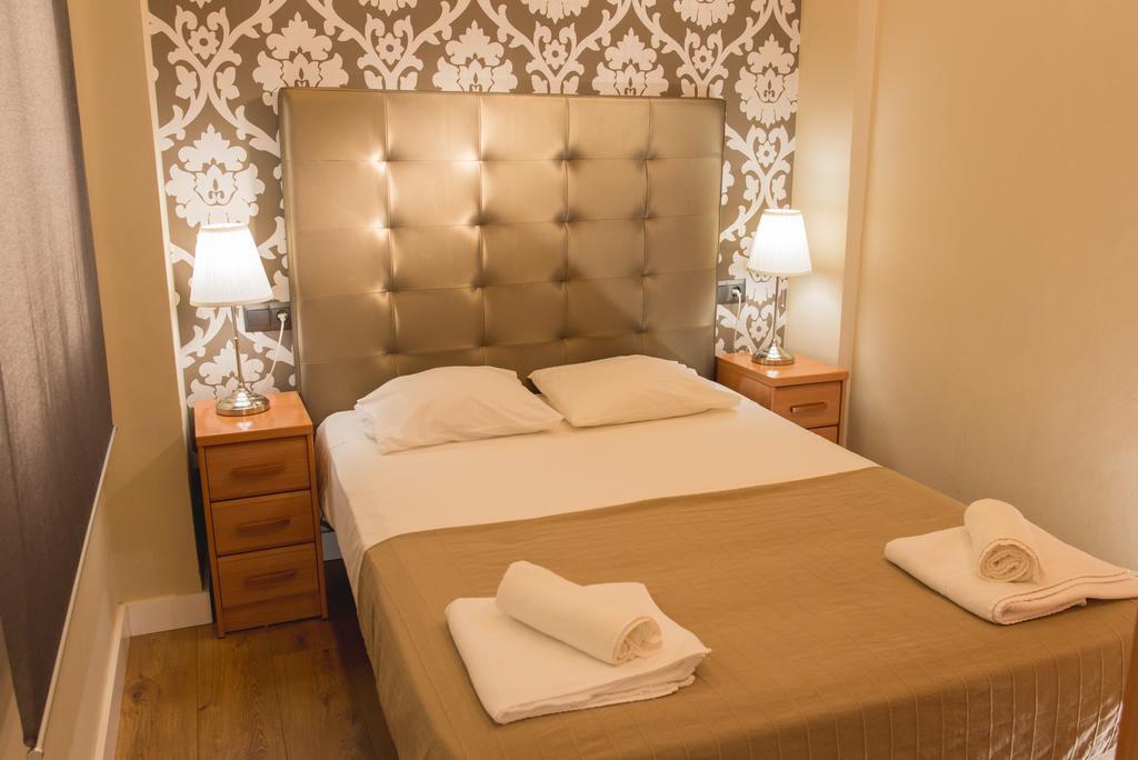 Ab Apartamentos Trinidad Μάλαγα Δωμάτιο φωτογραφία