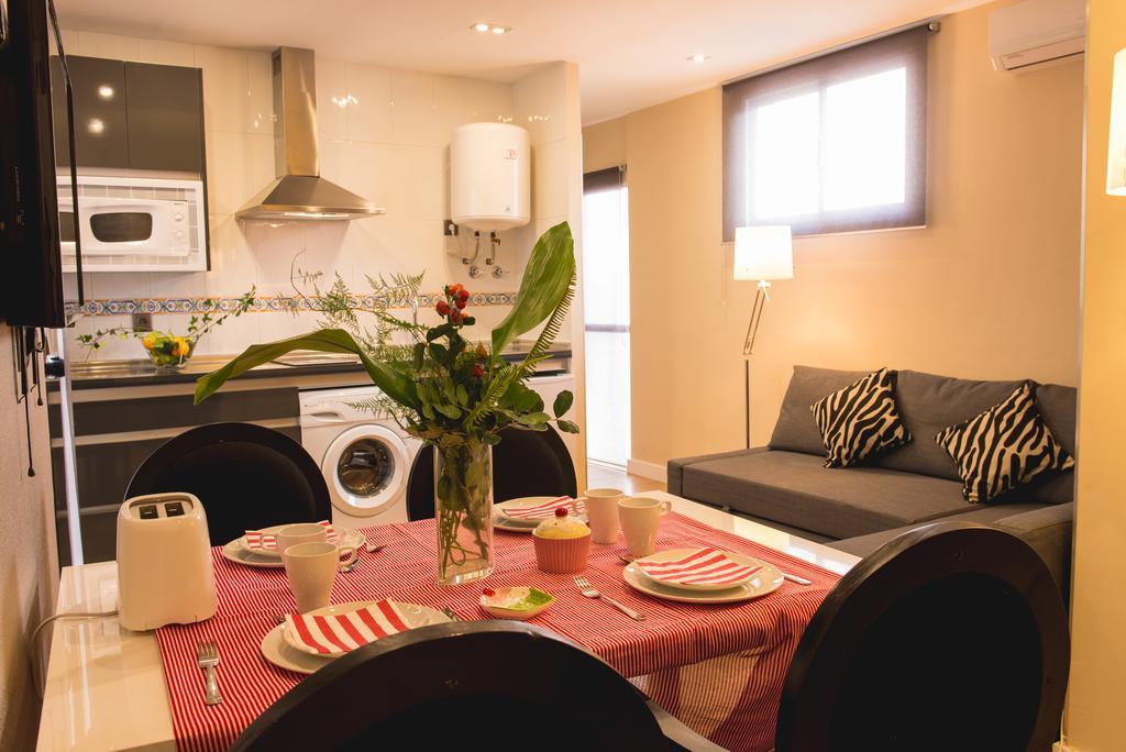 Ab Apartamentos Trinidad Μάλαγα Δωμάτιο φωτογραφία
